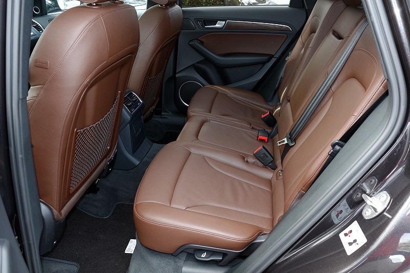 EF3FF7D6 198A 4DC1 9EFA BA1C9F38871E_1_105_c